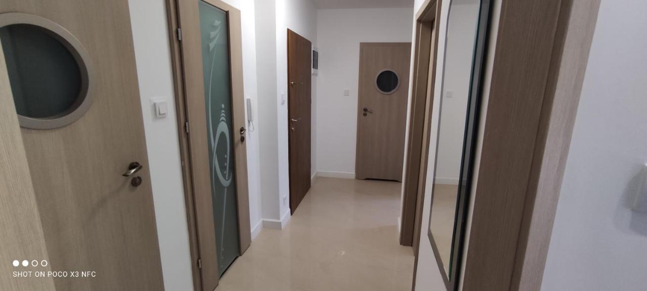 Apartament „Nad Jeziorkiem“ Apartamento Kętrzyn Exterior foto