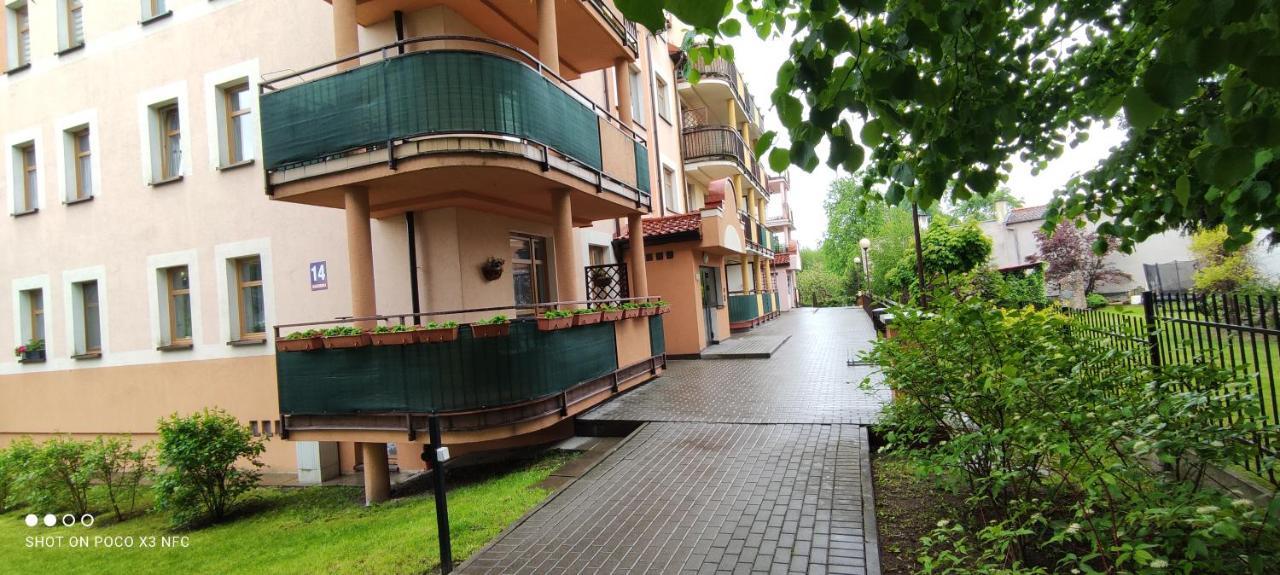 Apartament „Nad Jeziorkiem“ Apartamento Kętrzyn Exterior foto